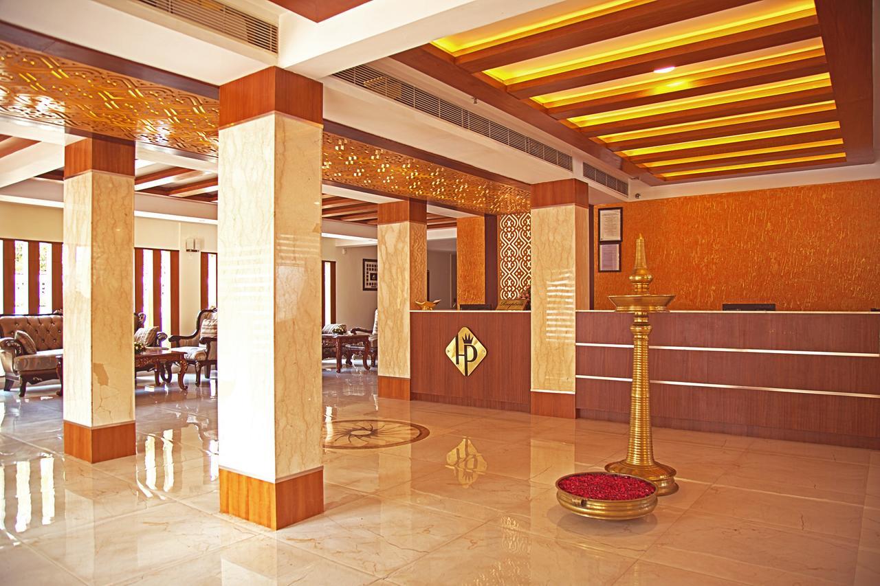 Hill Palace Hotel & Spa Kochi Buitenkant foto